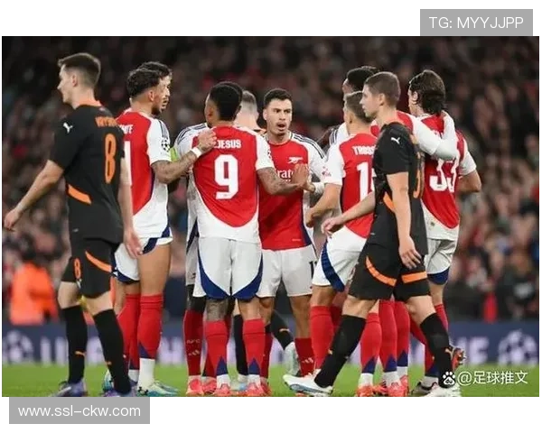 热刺伤兵满营达12人,曼联以逸待劳迎关键对决 热刺伤兵满营达12人,曼联以逸待劳迎关键对决